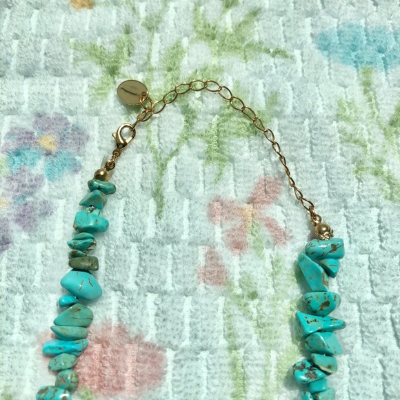 Puka Turquoise Shell Necklace 16-inch - Picture 3 of 4